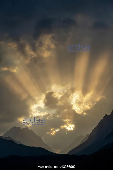 : Small and Large Beggar's Throw at sunset, Karwendel M : Small and Large Beggar's Throw at sunset, Karwendel M
