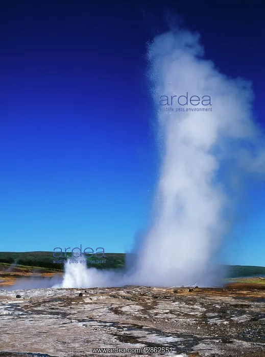 : South West Iceland - Strokkur Geyser, Geothermal : South West Iceland - Strokkur Geyser, Geothermal
