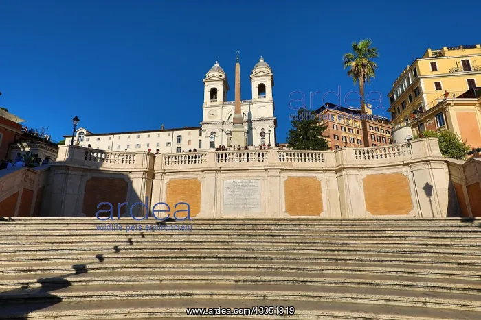 : The Spanish Steps and the Trinita dei Monti church : The Spanish Steps and the Trinita dei Monti church
