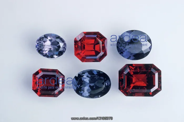 : Spinel Gemstones : Spinel Gemstones