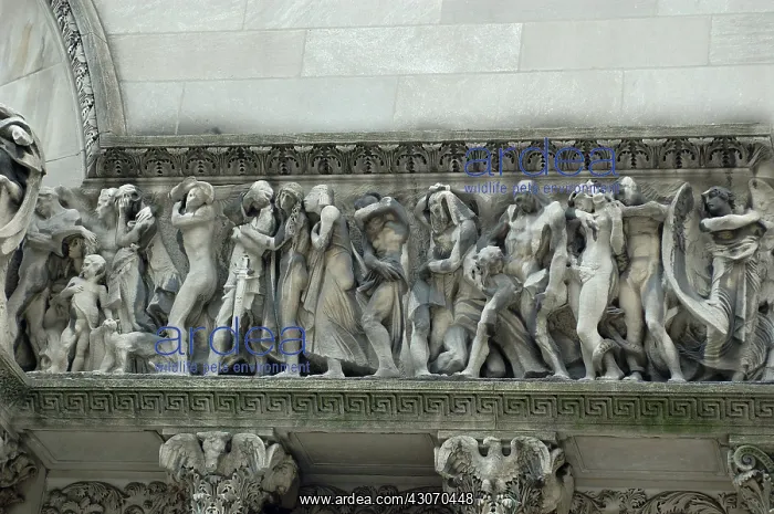 : Statues damaged by acid rain : Statues damaged by acid rain