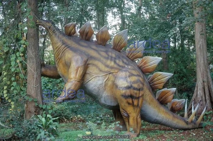 : Stegosaurus : Stegosaurus