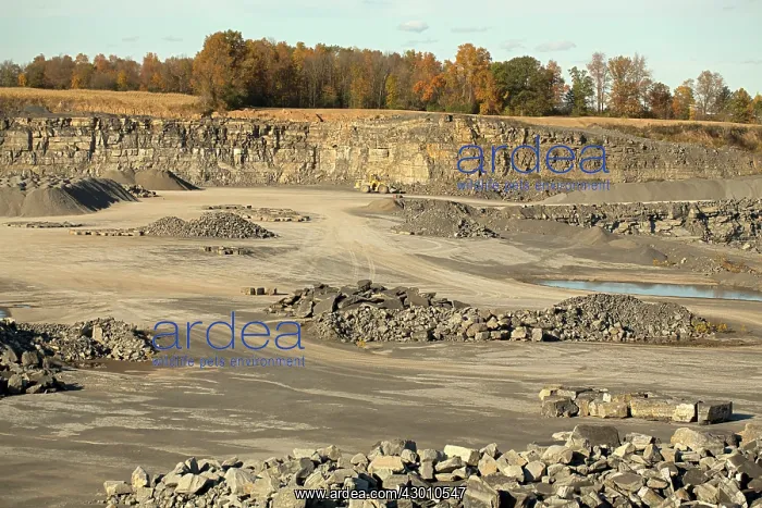 : Stone Quarry mining Onandaga limestone : Stone Quarry mining Onandaga limestone
