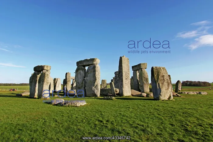 : Stonehenge stone age standing stones, stone circle : Stonehenge stone age standing stones, stone circle