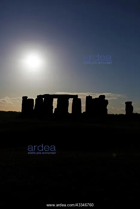 : Stonehenge stone age standing stones, stone circle : Stonehenge stone age standing stones, stone circle