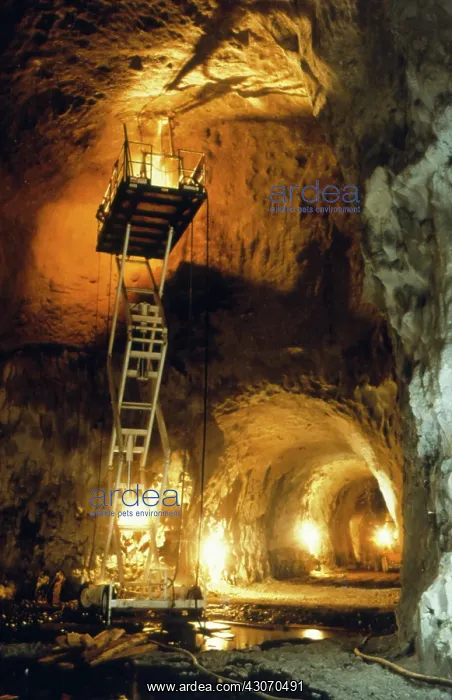: Storage of nuclear waste in Washington : Storage of nuclear waste in Washington