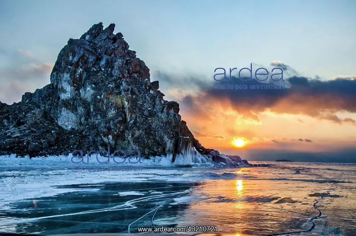 : Sunset at Shaman rock, Lake Baikal, Olkhon Islan : Sunset at Shaman rock, Lake Baikal, Olkhon Islan