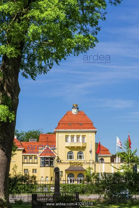 : Sweden, Scania, Malmo, Kungsparken park, Casino, exterior : Sweden, Scania, Malmo, Kungsparken park, Casino, exterior
