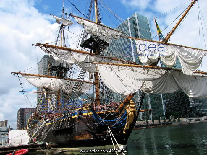 : The Swedish Ship Gotheborg - replica of 1738 East : The Swedish Ship Gotheborg - replica of 1738 East