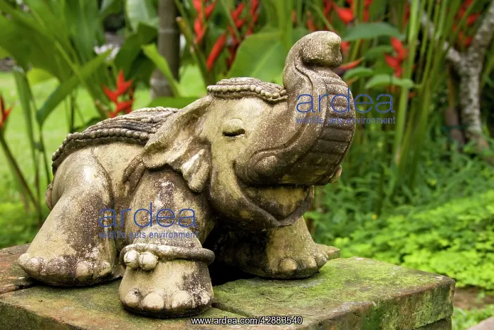 : Thailand - Stone sculpture of an elephant at the : Thailand - Stone sculpture of an elephant at the
