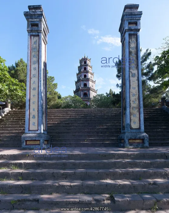 : Thien Mu Pagoda - Hue-Vietnam : Thien Mu Pagoda - Hue-Vietnam