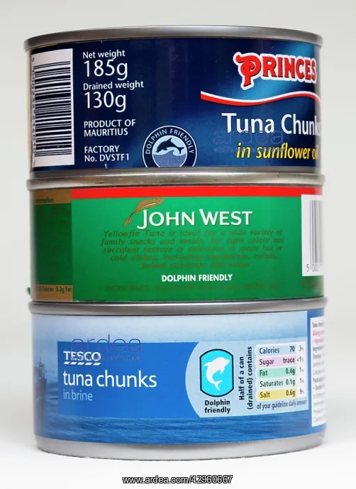  : Three tins of dolphin friendly tuna steak chunks