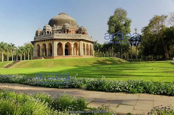 : Tomb of Mohammed Shah, Lodhi Gardens, New : Tomb of Mohammed Shah, Lodhi Gardens, New