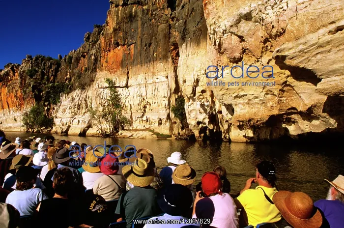 : Tourist cruise on Fitzroy River Geikie Gorge National : Tourist cruise on Fitzroy River Geikie Gorge National