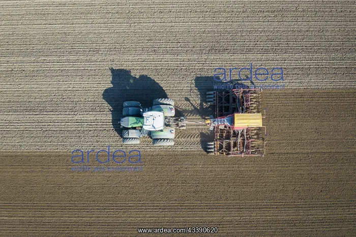 : Tractor Drilling machine : Tractor Drilling machine