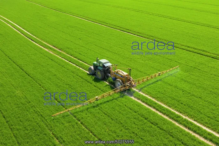 : Tractor manure : Tractor manure