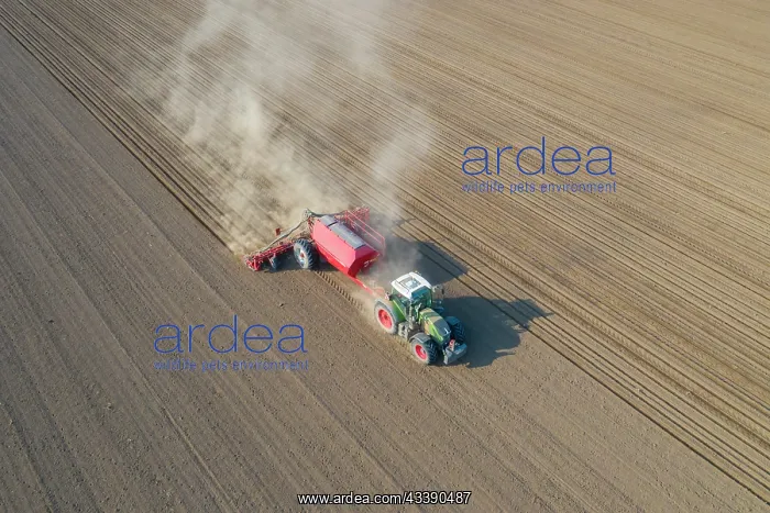 : Tractor plow : Tractor plow