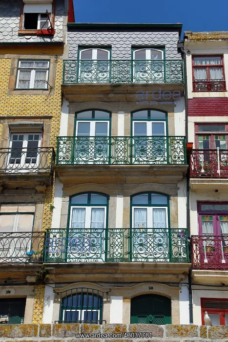 : Traditional buildings and houses in Porto, Portugal : Traditional buildings and houses in Porto, Portugal