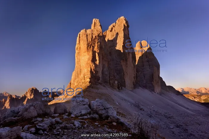 : Tre Cime di Lavaredo - the three peaks of the Tre : Tre Cime di Lavaredo - the three peaks of the Tre
