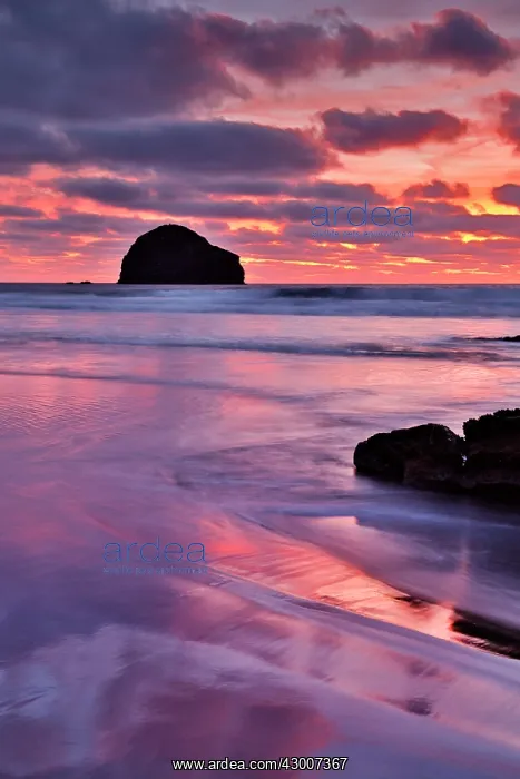  : Trebarwith Strand