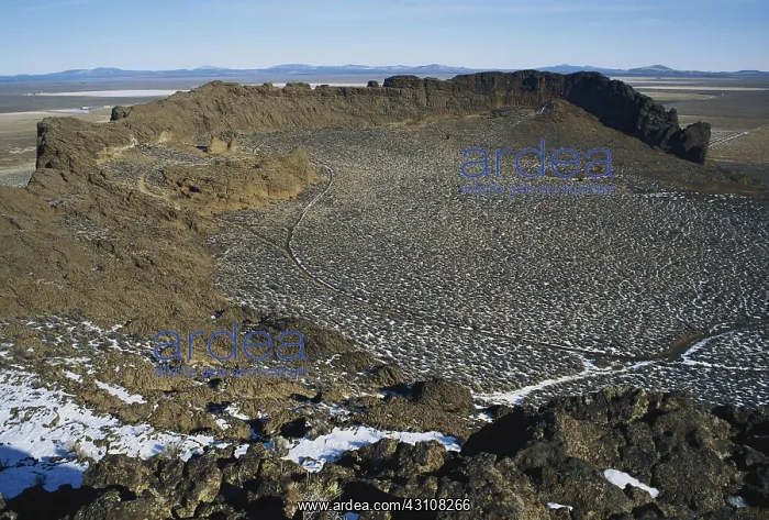 : Tuff Ring in Oregon : Tuff Ring in Oregon