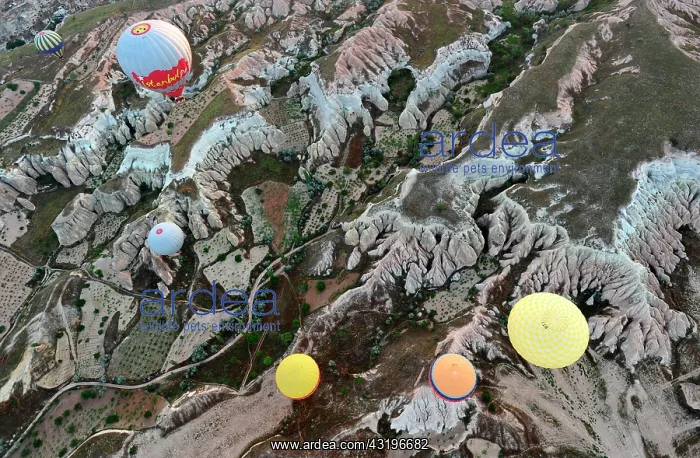 : Turkey. Ballooning in Cappadocia. Every morning : Turkey. Ballooning in Cappadocia. Every morning