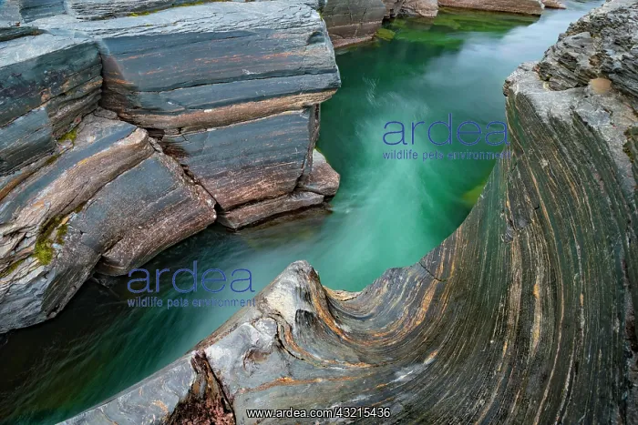  : Turquoise River Abiskoj kka, Abiskojakka, flows