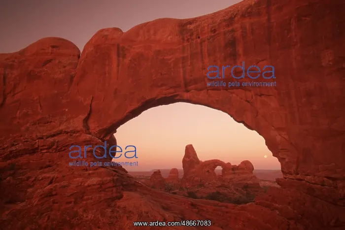 : Turret Arch through North Window, national park, stone arch : Turret Arch through North Window, national park, stone arch