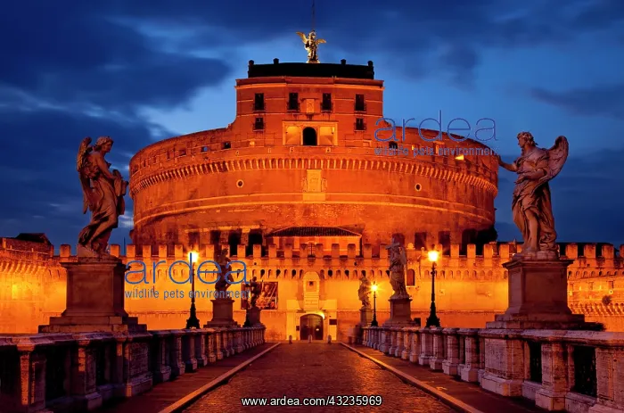 : Twilight view across Ponte Sant Angelo to : Twilight view across Ponte Sant Angelo to