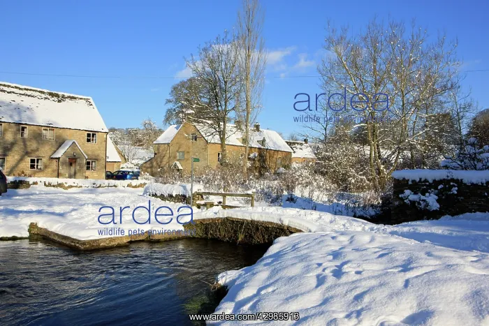 : Upper Slaughter - covered in snow : Upper Slaughter - covered in snow