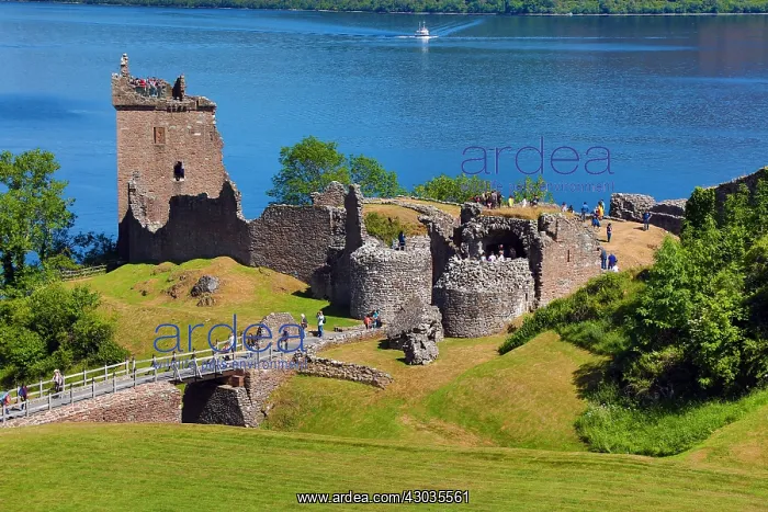  : Urquhart Castle and Loch Ness in the Scottish