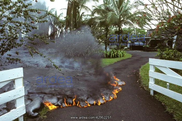 : USA - Hawaii - Big Island - Eruption of the Pu'u : USA - Hawaii - Big Island - Eruption of the Pu'u