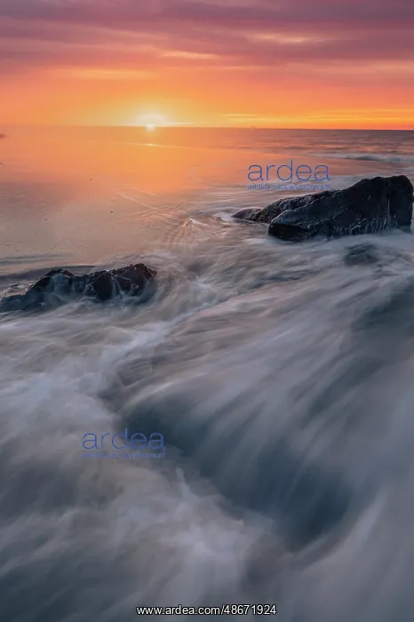 : USA, New Jersey, Cape May National Seashore. Sunrise on : USA, New Jersey, Cape May National Seashore. Sunrise on