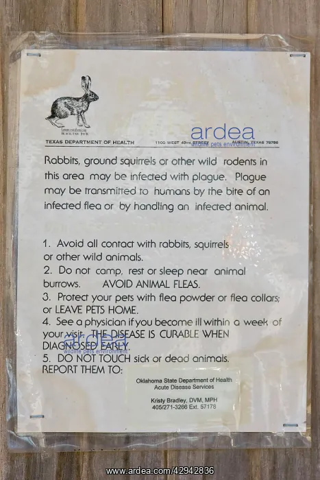  : USA - Plague warning sign in Texas Panhandle. 2008