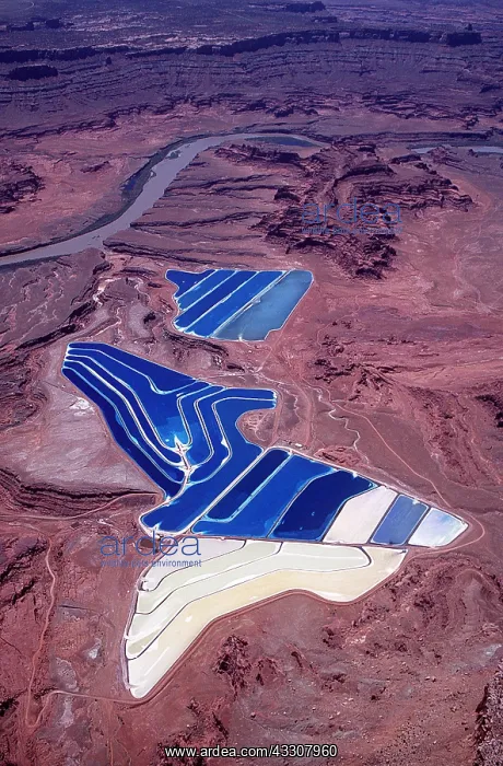 : USA, UTAH - Colarado Plateau - potash evaporation : USA, UTAH - Colarado Plateau - potash evaporation