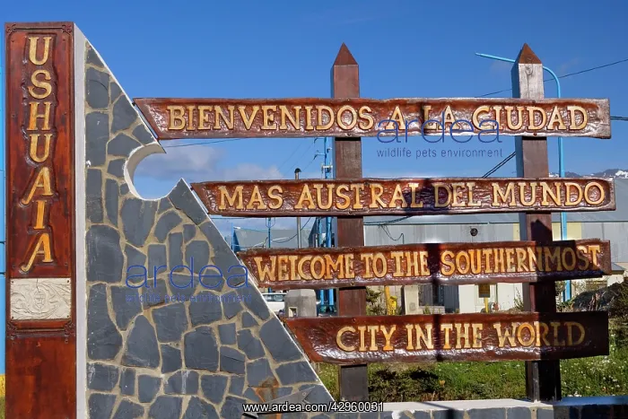: Ushuaia Welcome Sign - distinctive crafted welcome : Ushuaia Welcome Sign - distinctive crafted welcome