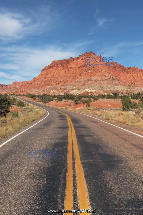 : Utah, Highway 24 in Capitol Reef National Park : Utah, Highway 24 in Capitol Reef National Park