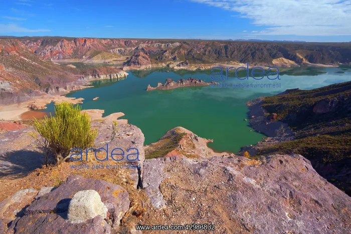 : Valle Grande Dam - turqoise coulured water of the : Valle Grande Dam - turqoise coulured water of the