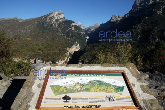  : Valley of Vio - Information board