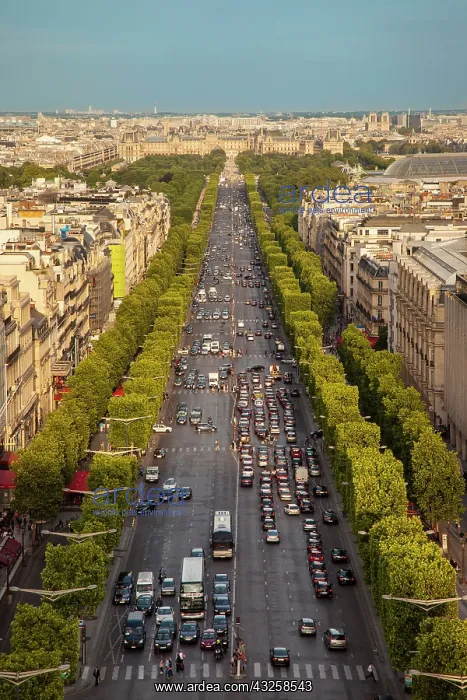 : View down Champs Elysees from the top of : View down Champs Elysees from the top of