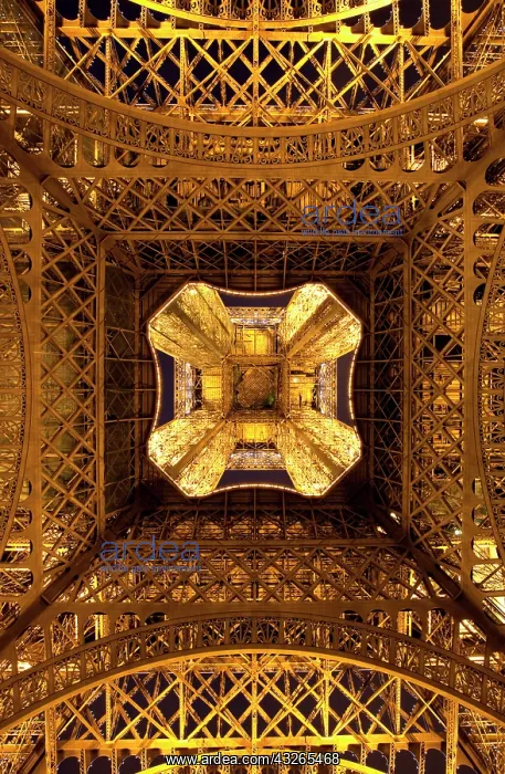 : View of the Eiffel tower from directly below : View of the Eiffel tower from directly below
