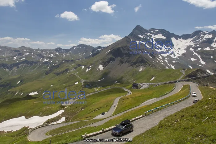 : View at the Grossglockner High Alpine Road - Salzburg : View at the Grossglockner High Alpine Road - Salzburg