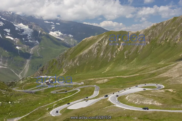 : View at the Grossglockner High Alpine Road - Salzburg : View at the Grossglockner High Alpine Road - Salzburg