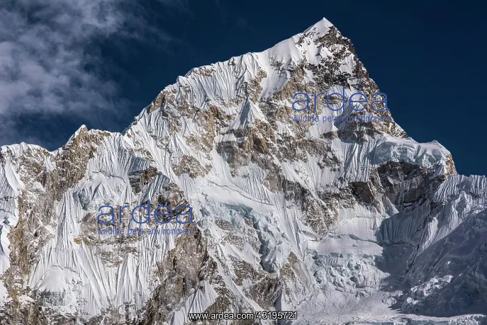 : View from Kala Patthar to Nuptse west flank, 7861 : View from Kala Patthar to Nuptse west flank, 7861