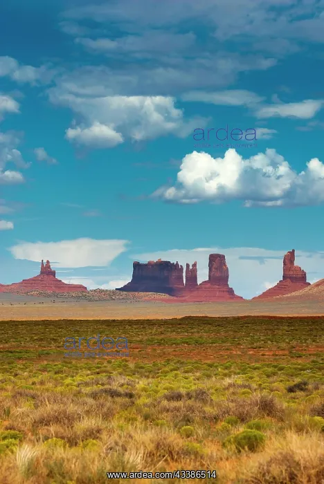 : View of Monument Valley, cloudy sky, cloud, sky : View of Monument Valley, cloudy sky, cloud, sky