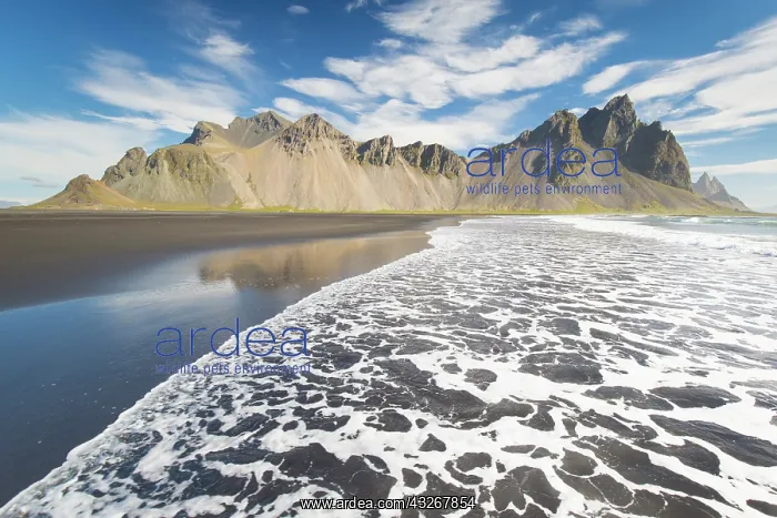 : View of the Vestrahorn - part of the Klifatindur : View of the Vestrahorn - part of the Klifatindur
