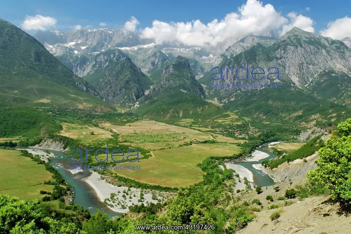 : Vjosa or A&, xf3;os River, valley with Nemerck : Vjosa or A&, xf3;os River, valley with Nemerck