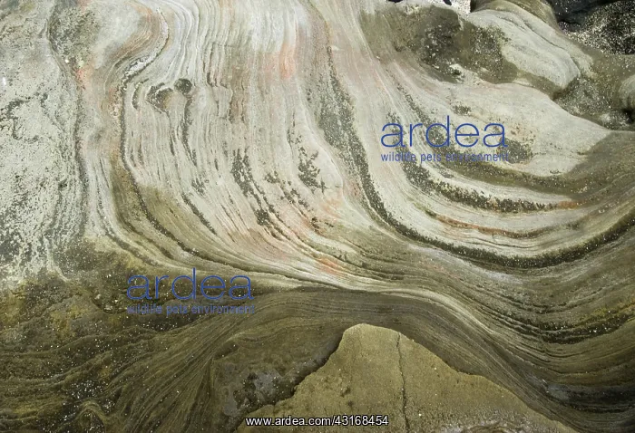 : Volcanic tuff : Volcanic tuff