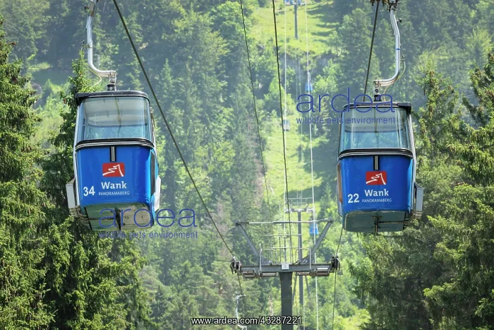  : Wankbahn gondolas, Garmisch-Partenkirchen, Werdenfelser
