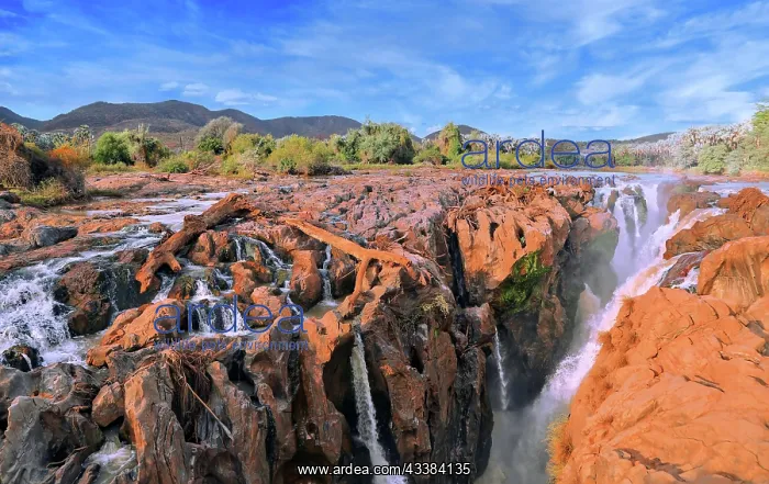  : Warm light at the Epupa Falls, Namibia, near the